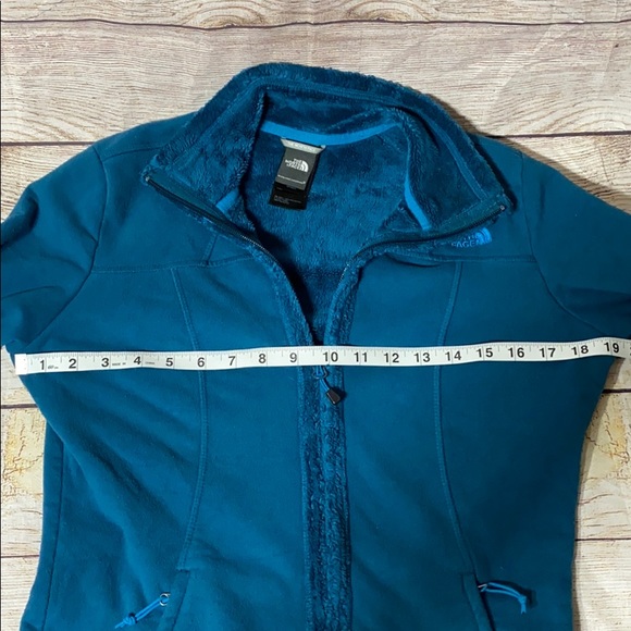 THE NORTH FACE Blue Soft and Warm Jacket - Picture 4 of 7
